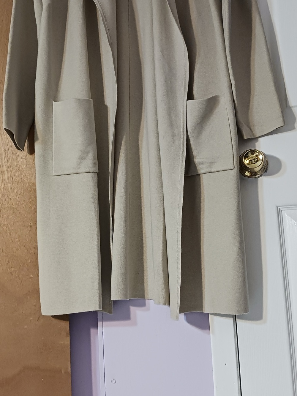Beige Open-Front Women's Coat with Patch PocketsNWTLLLUSURY
